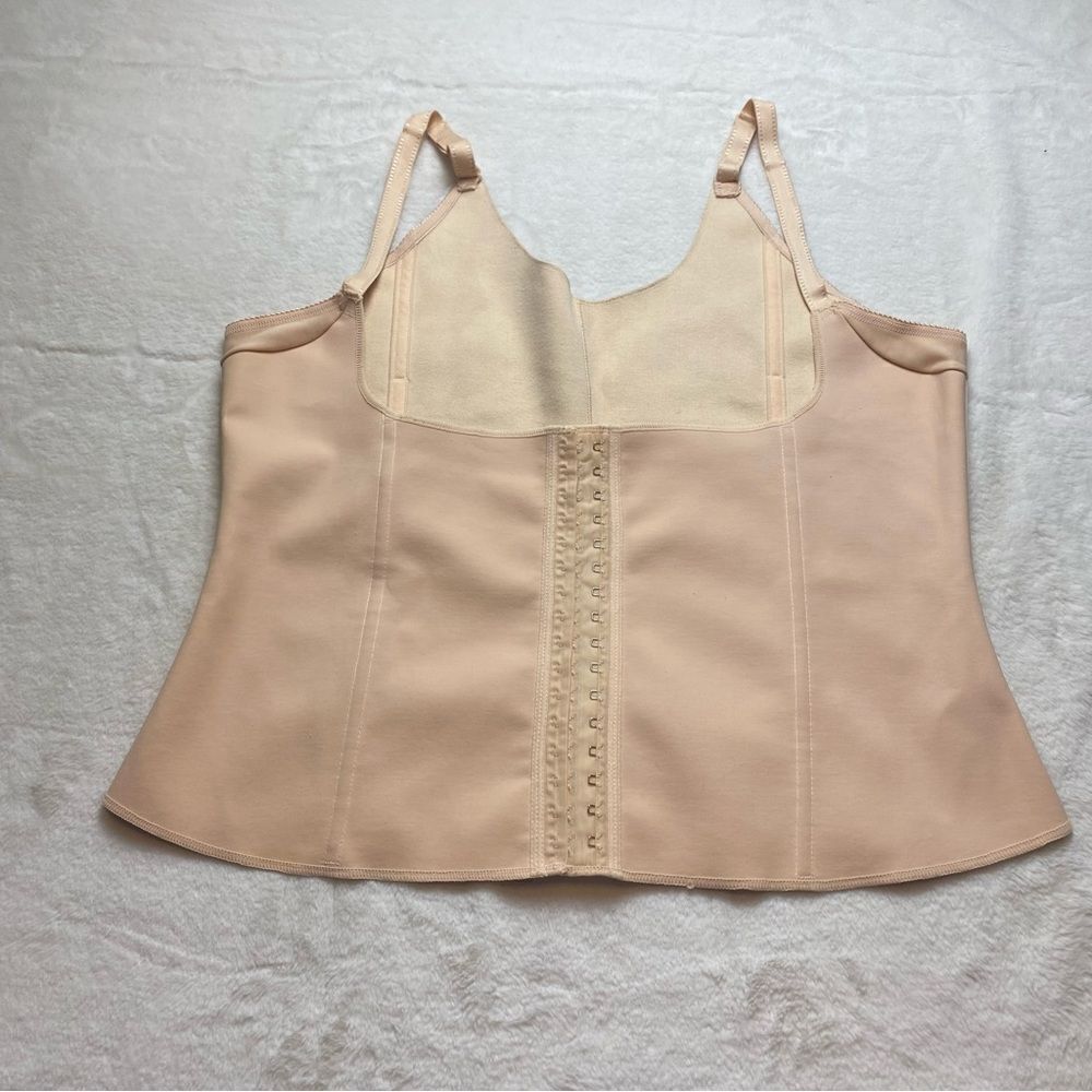 Squeem Magical Lingerie Open Bust Vest/Corset Size 4XL